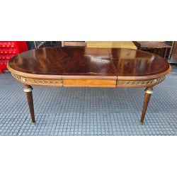 Mesa con tabla 1,68 x 1,20...