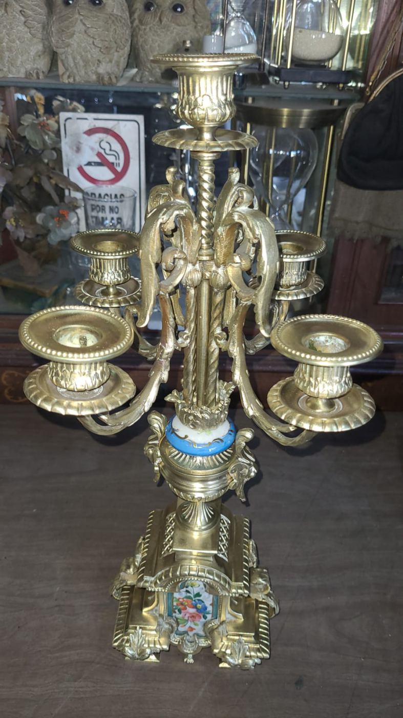 Candelabros de mesa
