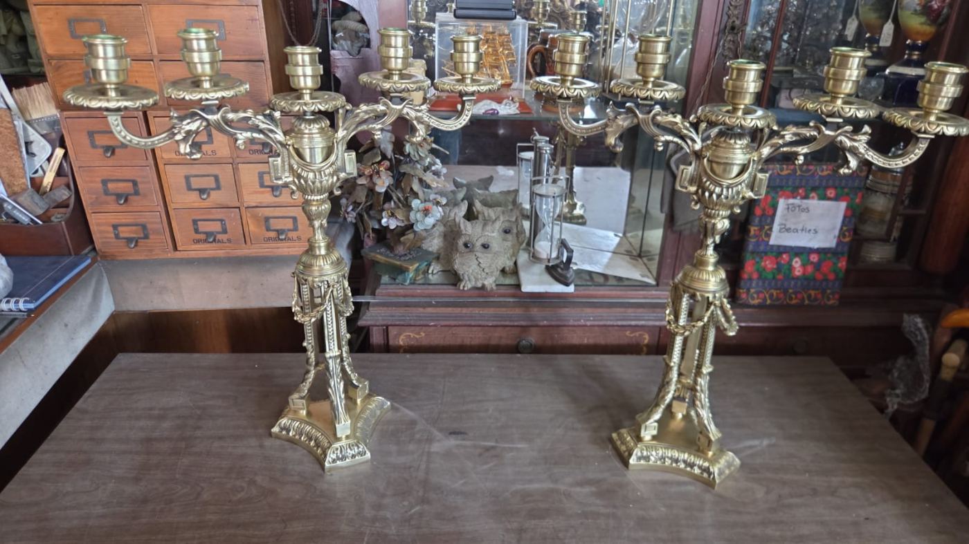 Candelabros de mesa