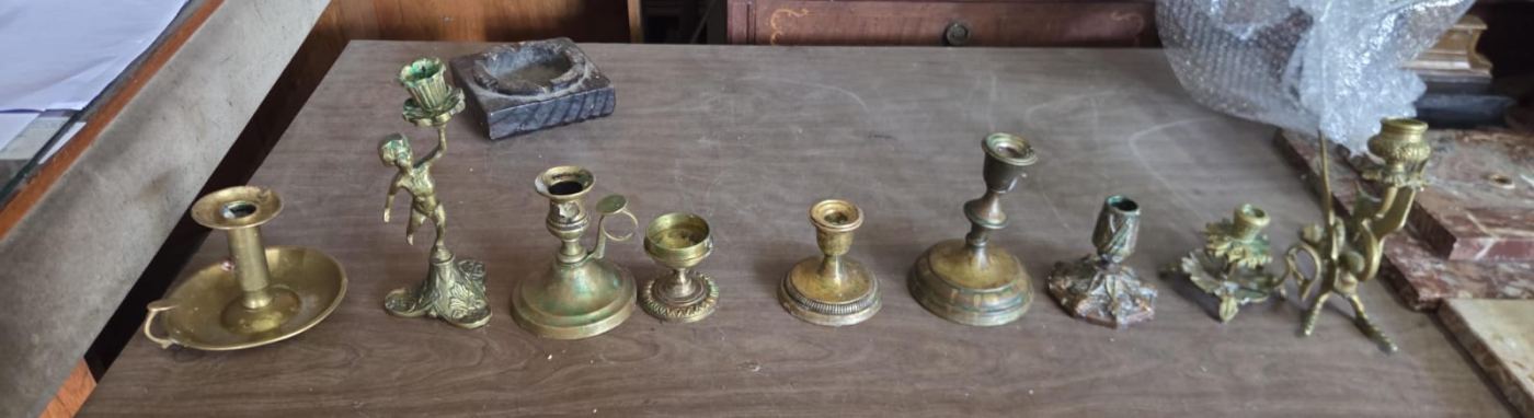 Candelabros de mano
