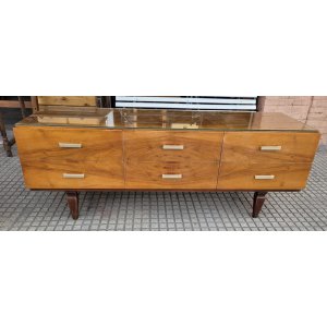 1,59 x 48 x 61 alto