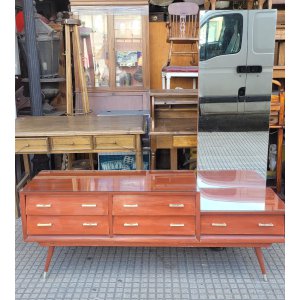 1,66 x 42 x 60 alto y con espejo 1,82