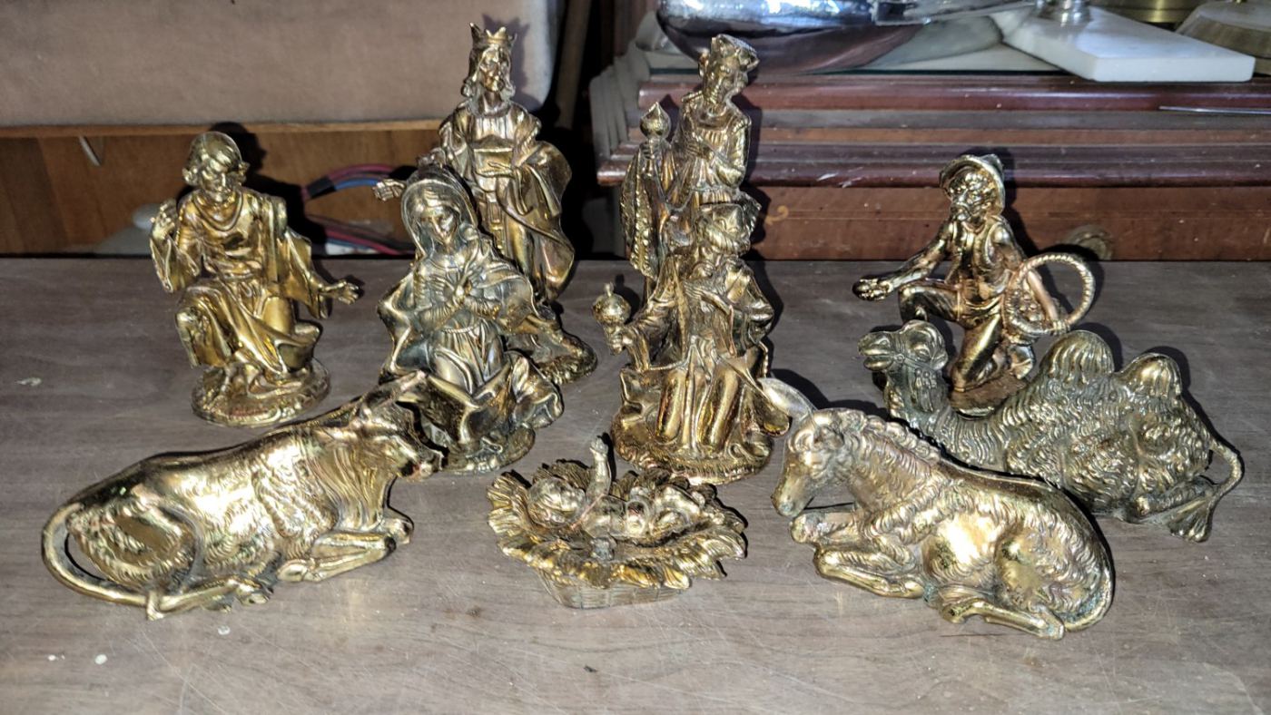 Pesebre dorado