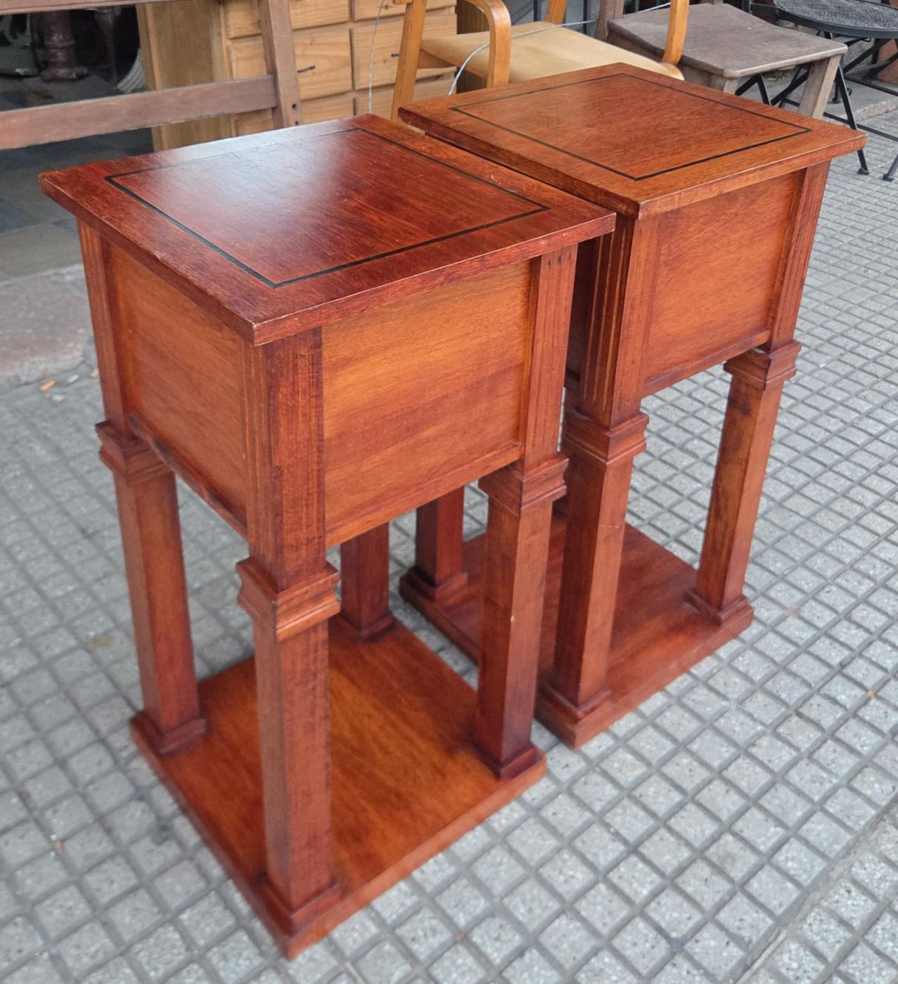35 x 35 x 69 alto