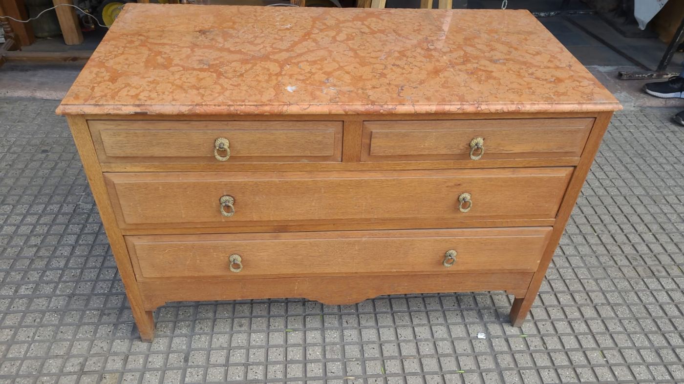 1,05 x 50 x 73 alto