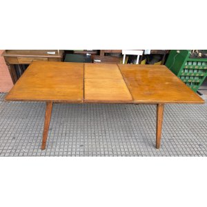1,46 x 1,00 x 74 alto y abierta 1,95