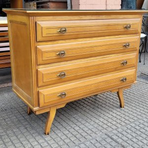1,09 x 49 x 90 alto