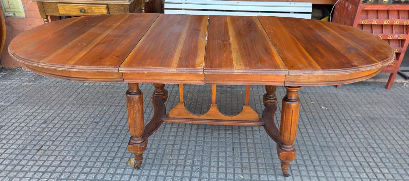 1,36 x 1,10 x 78 alto cerrada 1 tabla 1,70 y 2 tablas 2,05b