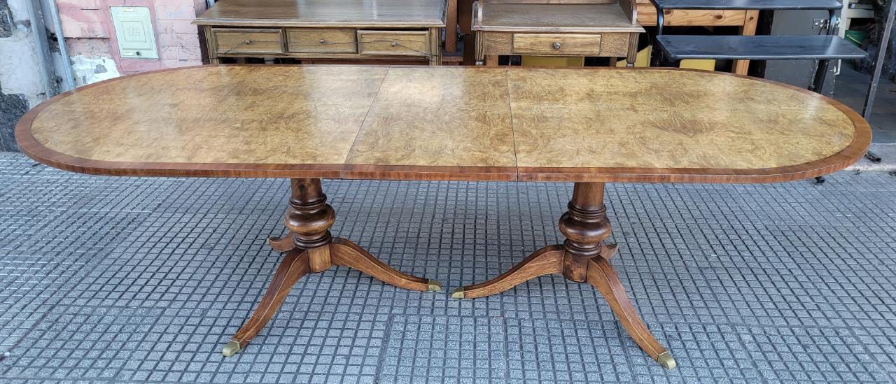 2,68 x 1,10 x 74 alto y cerrada 2,22