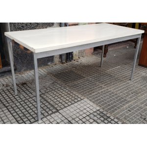 1,55 x 71 x 74 alto