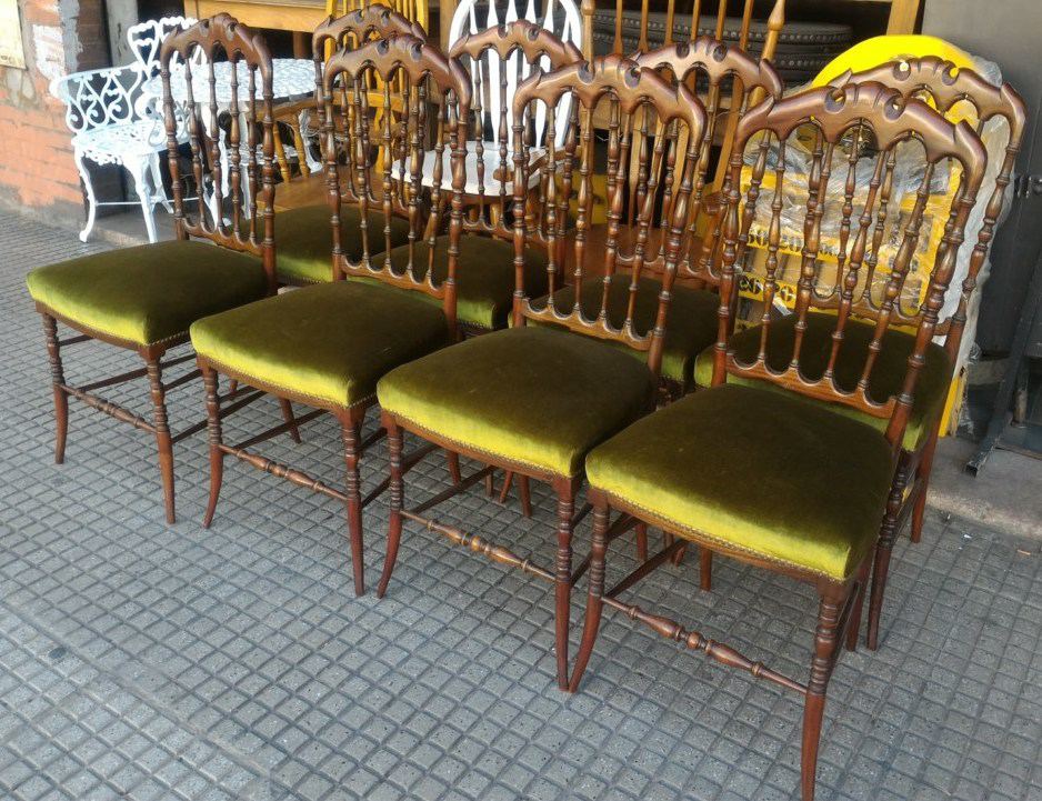 8 isabelinas