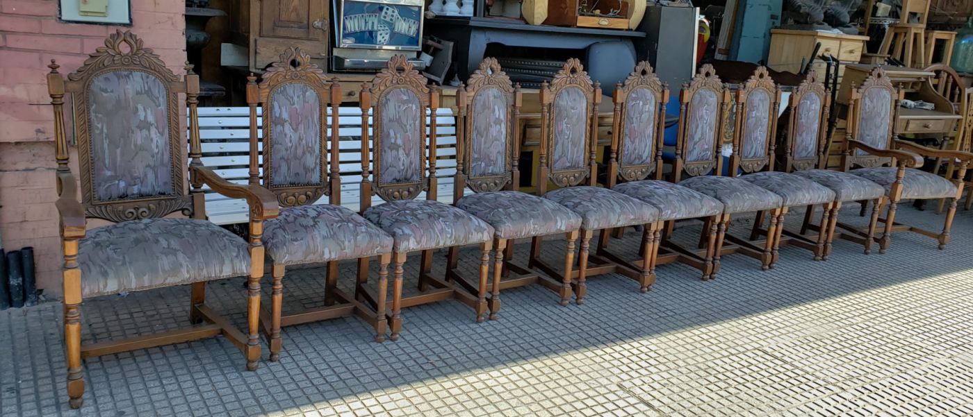 8 sillas con 2 sillones roble