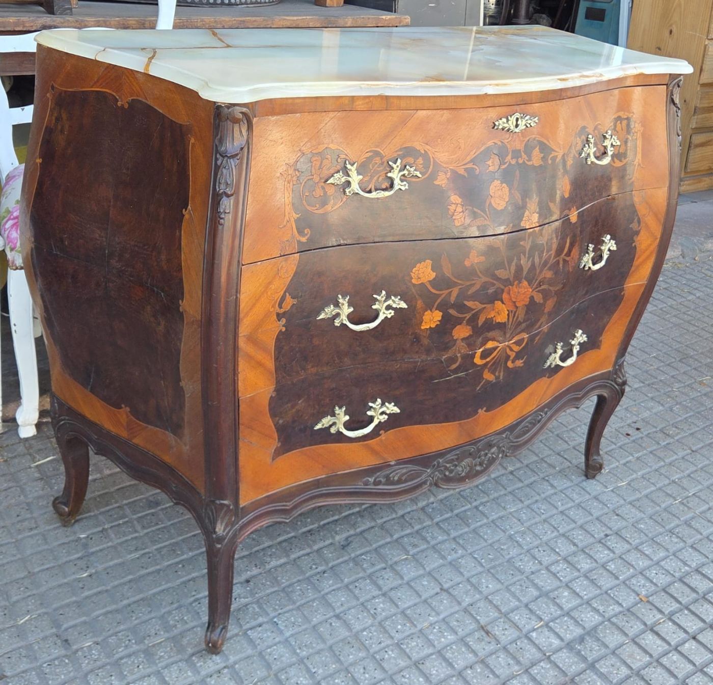 1,23 x 55 x 94 alto