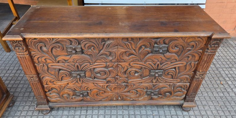 1,30 x 46 x 76 alto