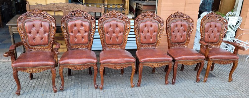 4 sillas con 2 sillones