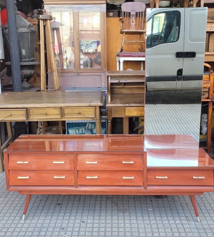 1,66 x 42 x 60 alto y con espejo 1,82