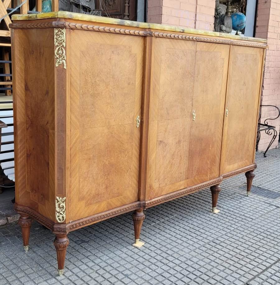 2,08 x 48 x 1,37 alto