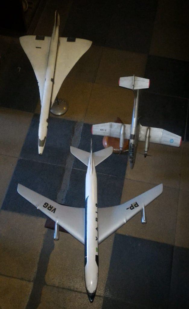 Aviones