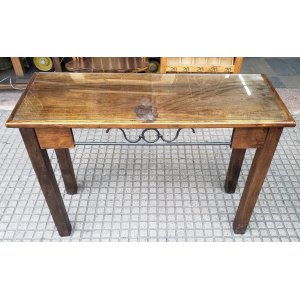 1,06 x 38 x 77 alto