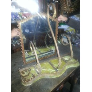 dressoir bronce con marmol