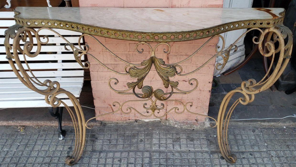dressoir bronce con marmol