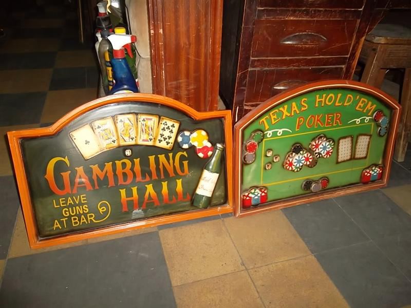 Carteles de madera