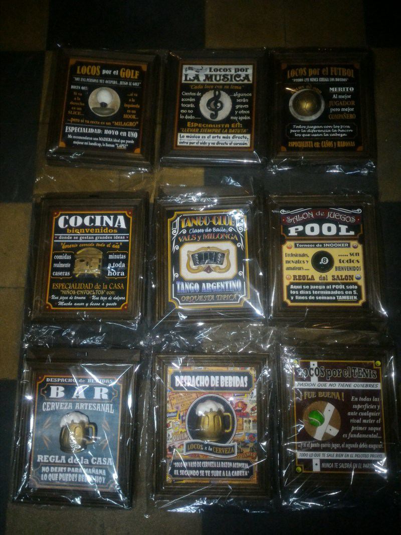 Carteles de madera