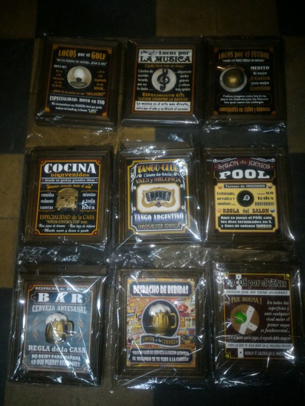 Carteles de madera