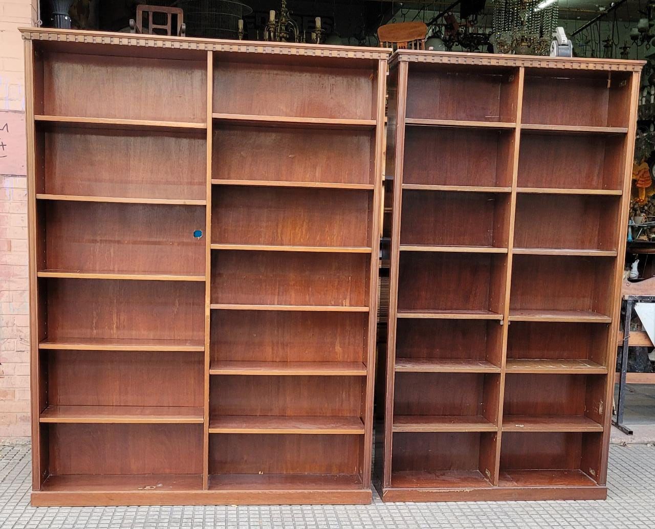 1,55 x 30 x 2,10 alto y 1,13 x 28 x 2,10 alto