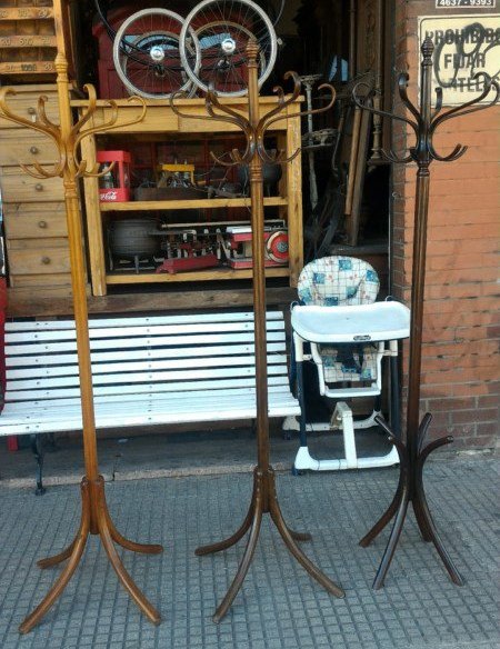 Percheros de pie