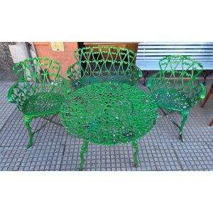 Sillon doble, 2 sillones y mesa 80 diametro x 67