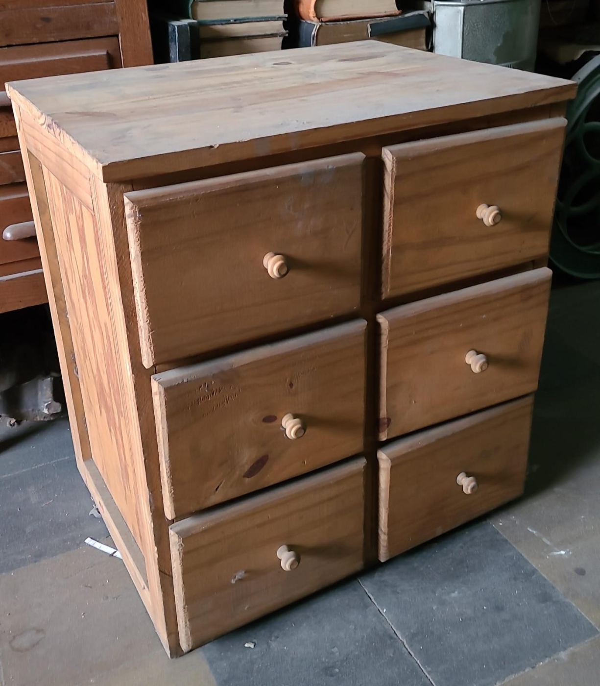 51 x 40 x 57 alto