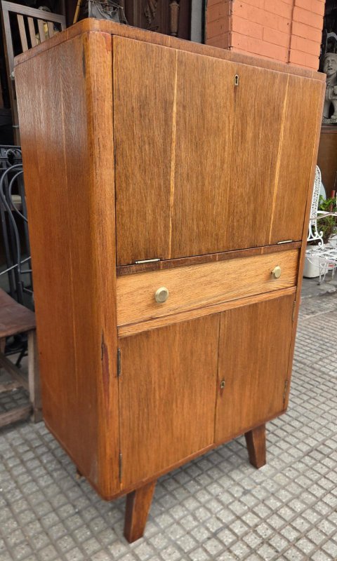 0,70 x 41 x 1,21 alto