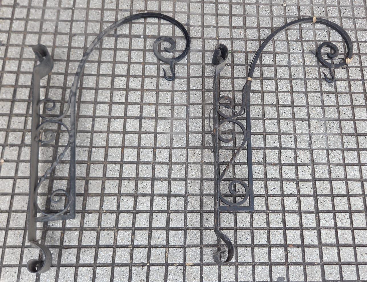 Mensulas
