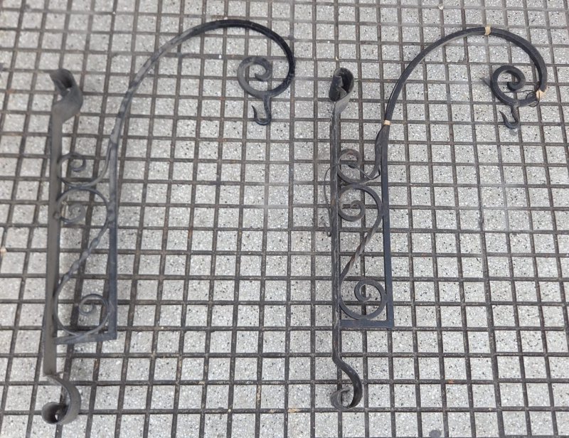 Mensulas