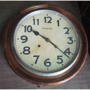 Reloj madera