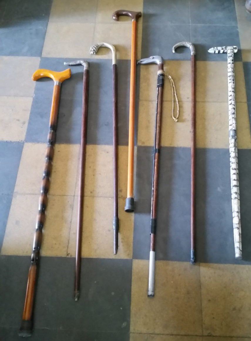 Bastones