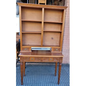 1,00 x 48 x 77 alto mas alzada 1,07 alto