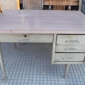 Chapa y formica