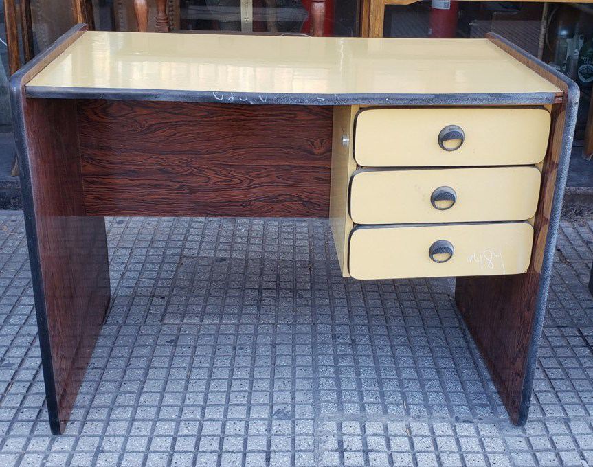 Formica 1,00 x 60 x 74 alto