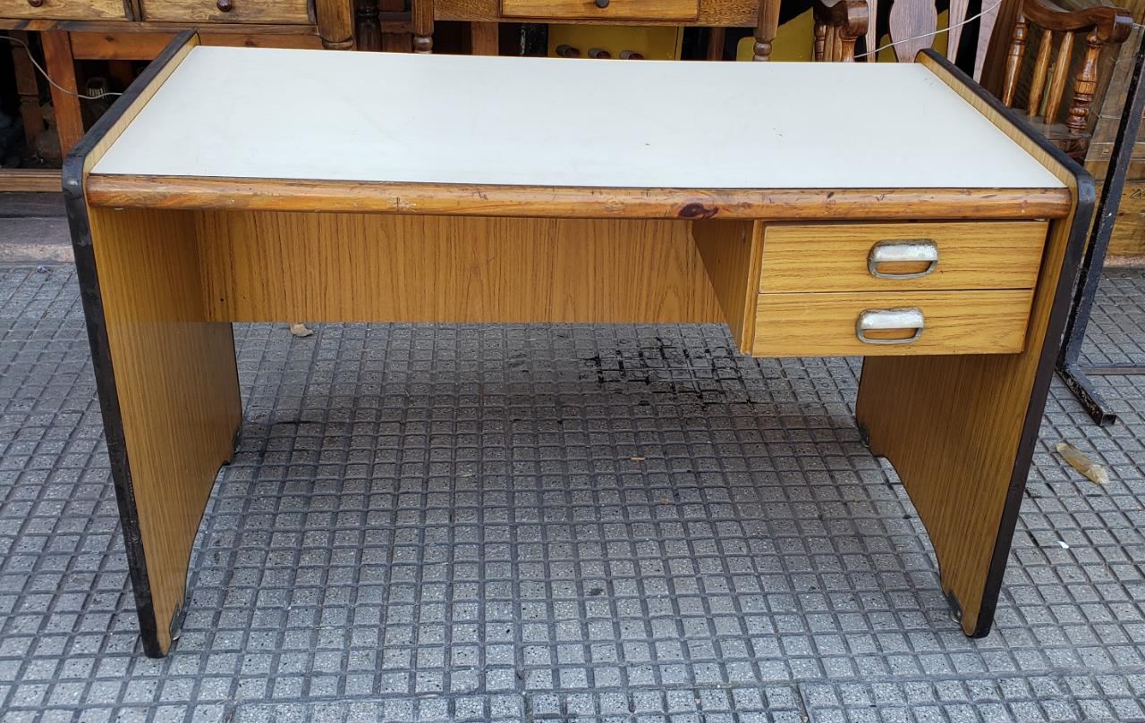 Formica 1,25 x 65 x 75 alto