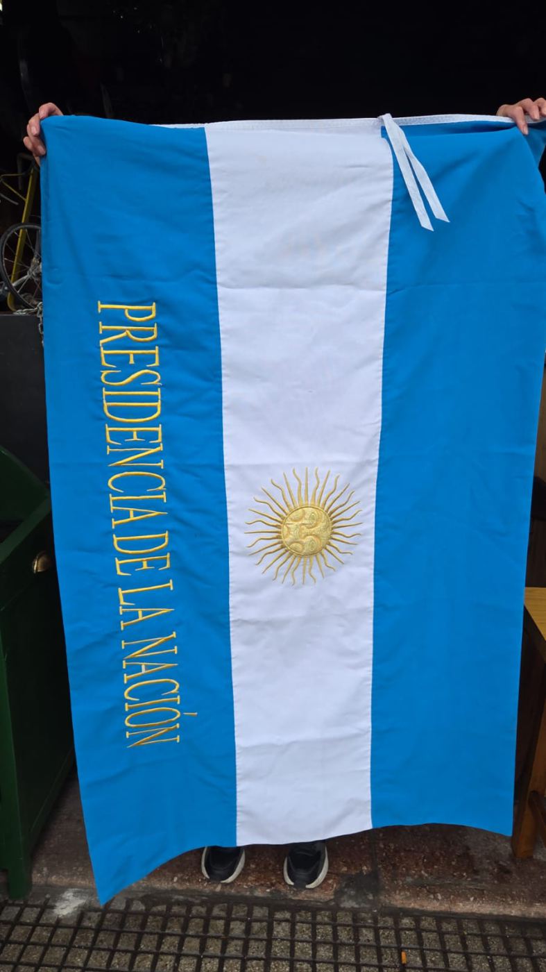 Bandera Ceremonia 90 x 1,40