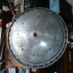 Escudos con espadas