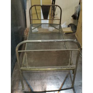 Cama hierro