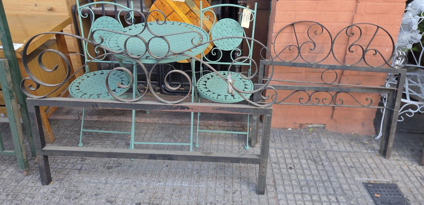 Cama hierro