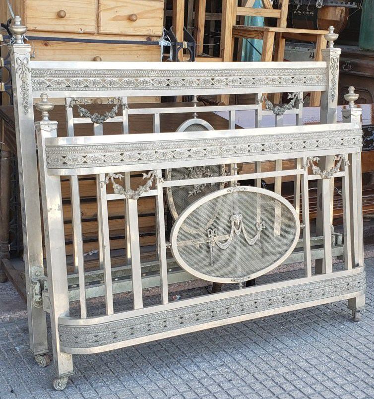 Cama Bronce