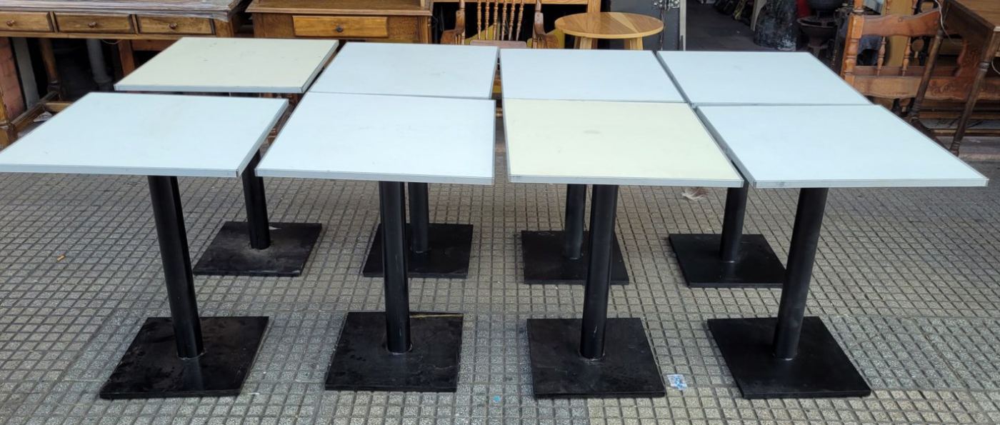 8 mesas bar 60 x 60