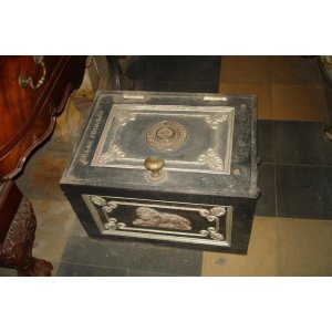 Caja Fuerte antigua