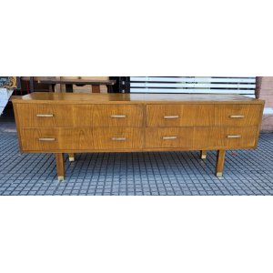 1,60 x 40 x 56 alto