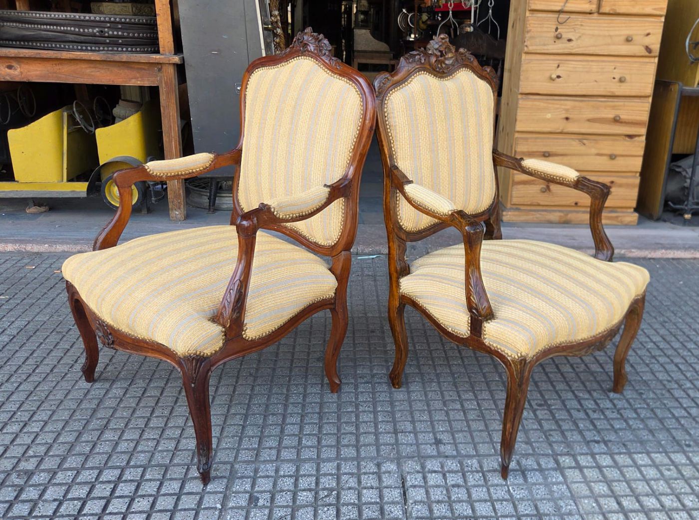 0,67 x 55 y 46 x 1,05 alto